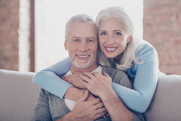 The Benefits Of Getting Implant Supported Dentures On The Upper Teeth